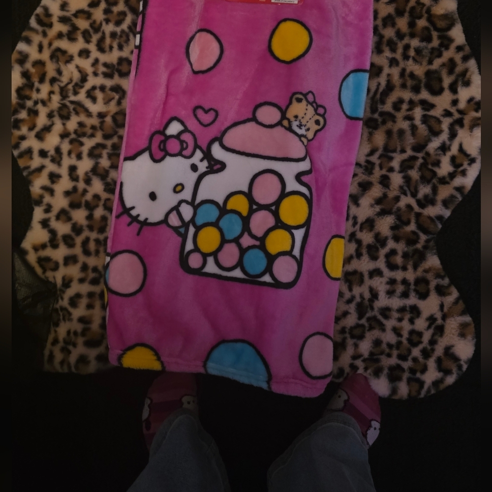 Hello Kitty Pink Blanket